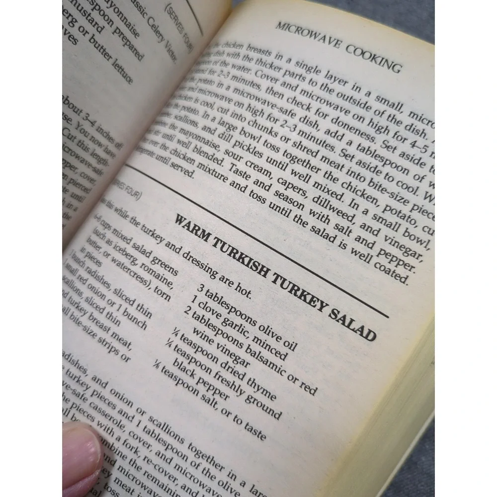 VTG 1994 The Fannie Farmer Cookbook by Marion Cunningham Revised & Updated‎ PB